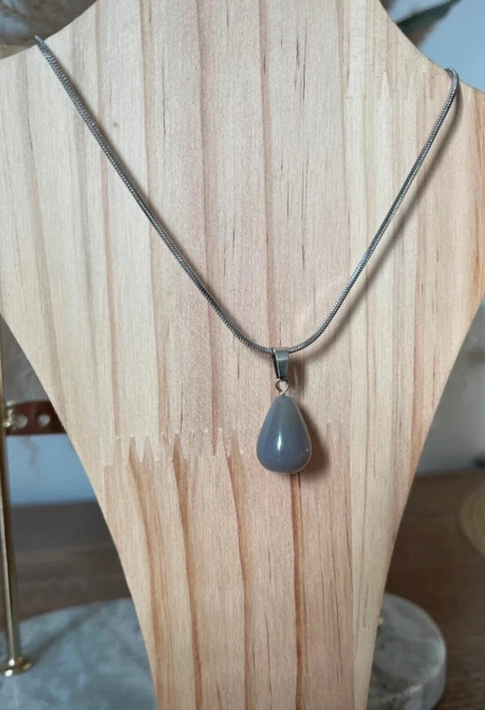 Collier Pierre de Lune Foncée | Chaîne Serpent Argentée | Intuition Créativité Lithothérapie