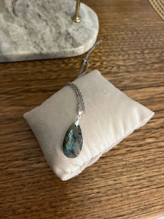 Collier Labradorite Bleue Facettée Qualité AAA | Chaîne Maillons Argentés | Pierre Protectrice Ancrage