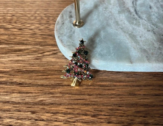 Broche Sapin de Noël Doré Rouge & Vert | Bijou Fantaisie Fêtes | 4,5 cm