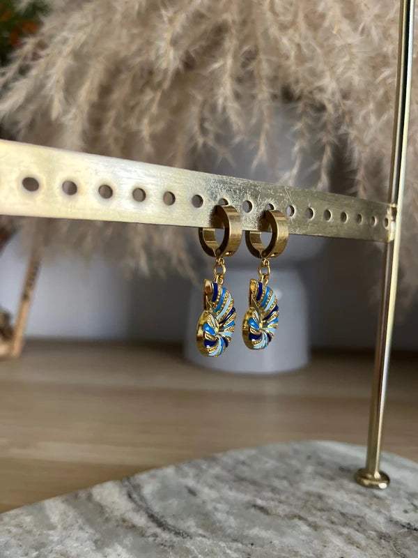 Boucles d'oreilles créoles dorée inoxydable coquillage