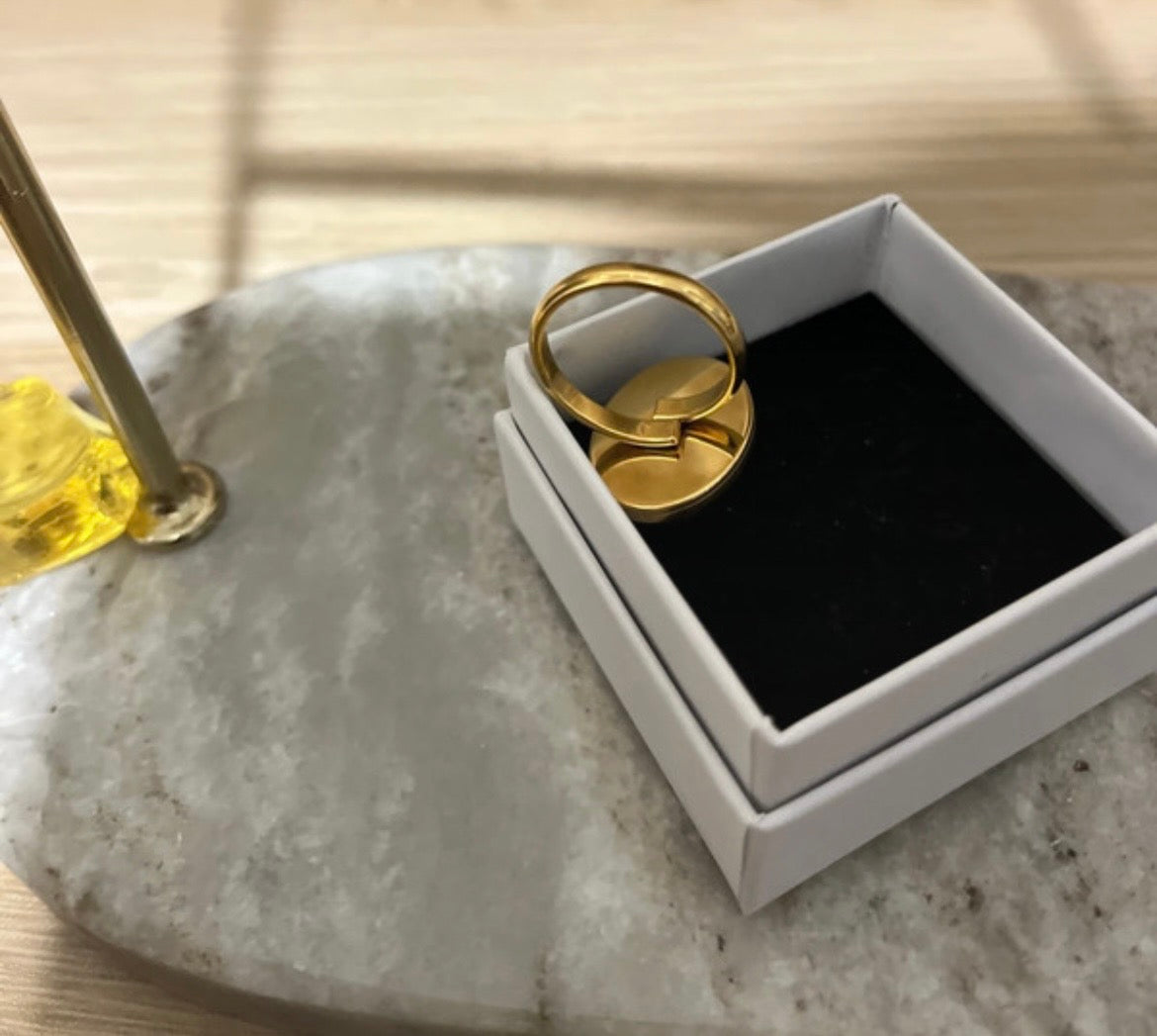 Bague dorée inoxydable pierre naturelle Améthyste - Pierres Argentées & Perles Dorées