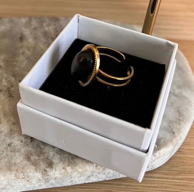Bague ajustable dorée inoxydable pierre naturelle Obsdienne dorée