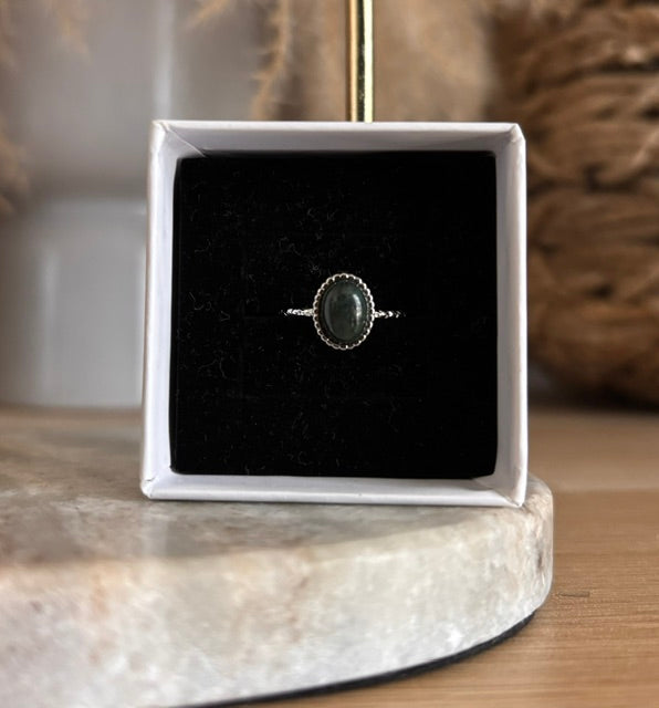 Bague Agate Mousse – Pierre Naturelle Créative | Monture Argentée Fine Ajustable Inoxydable