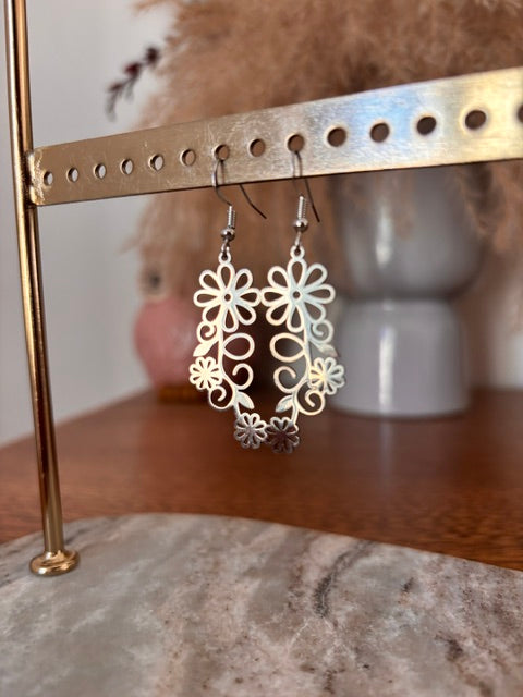 Boucles d'Oreilles Pendantes Floral Filigrane | Acier Inoxydable | Style Bohème & Fairy