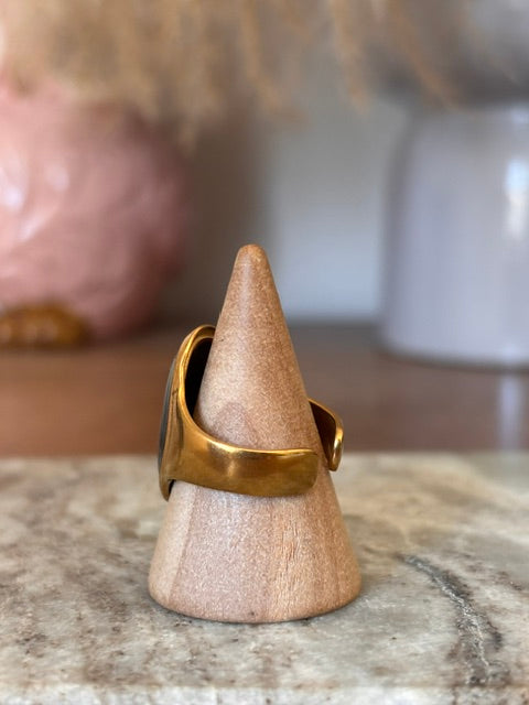 Bague Dorée Résine Noire | Ajustable & Inoxydable | PAPD