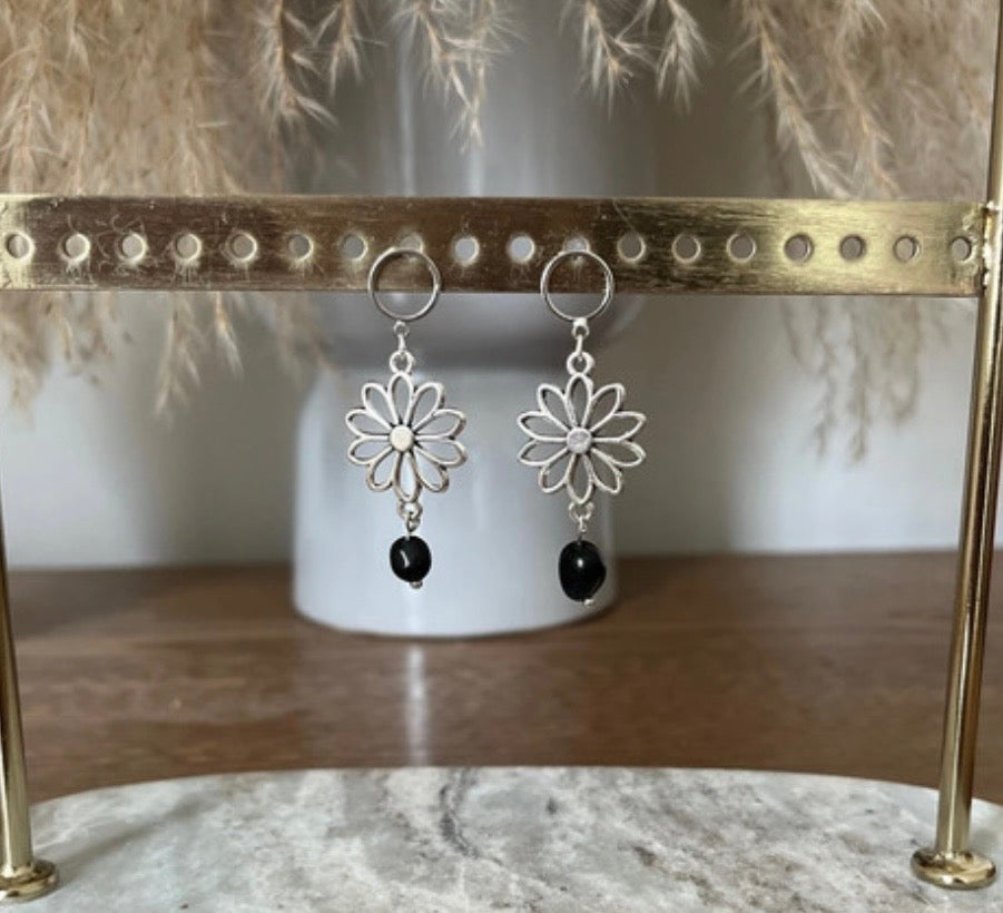 Clous d'Oreilles Fleur & Obsidienne Noire – Breloque Anneau Pierre Naturelle Acier Inoxydable
