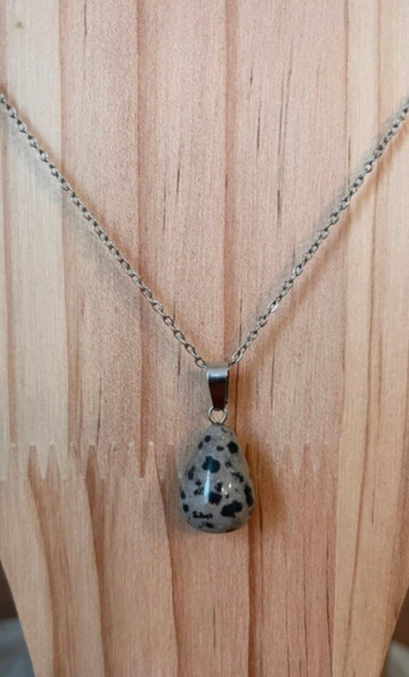 Collier Jaspe Dalmatien Goutte Pierre Naturelle | Chaîne Maillons Argentée Acier Inoxydable 44 cm