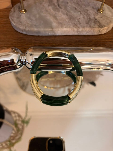 Bracelet Élastique Doré · Perles Tubes Incurvées Vert & Or · 18cm · Bijou Artisanal Fait Main France
