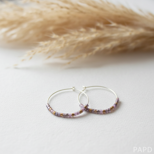Créoles 4 cm acier inoxydable, perles lilas, fuchsia ou métallisées aux reflets dorés. Or & argent. Hypoallergéniques, faites main – PAPD. Livraison gratuite