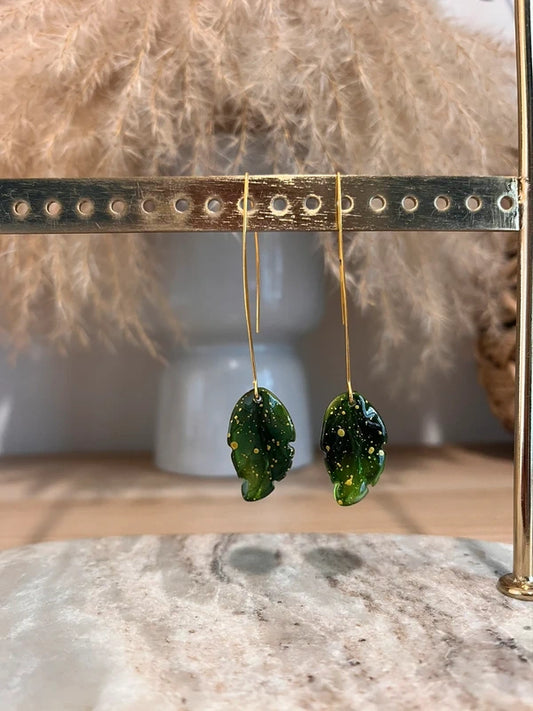 Boucles d'Oreilles Tiges Dorées Feuille Résine Verte & Dorée | Style Bohème Fairy