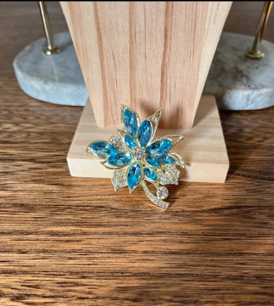 Broche Fleur Dorée & Bleue | Bijou Fantaisie Vintage Fairycore | Grande Taille 5,8 cm