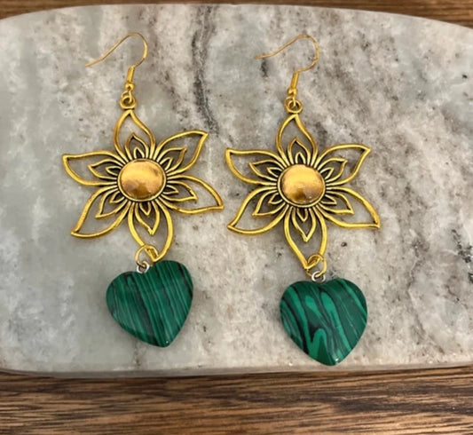 Boucles d'Oreilles Pendantes Soleil Doré & Malachite Cœur | Pierre Naturelle Lithothérapie | Acier Inoxydable