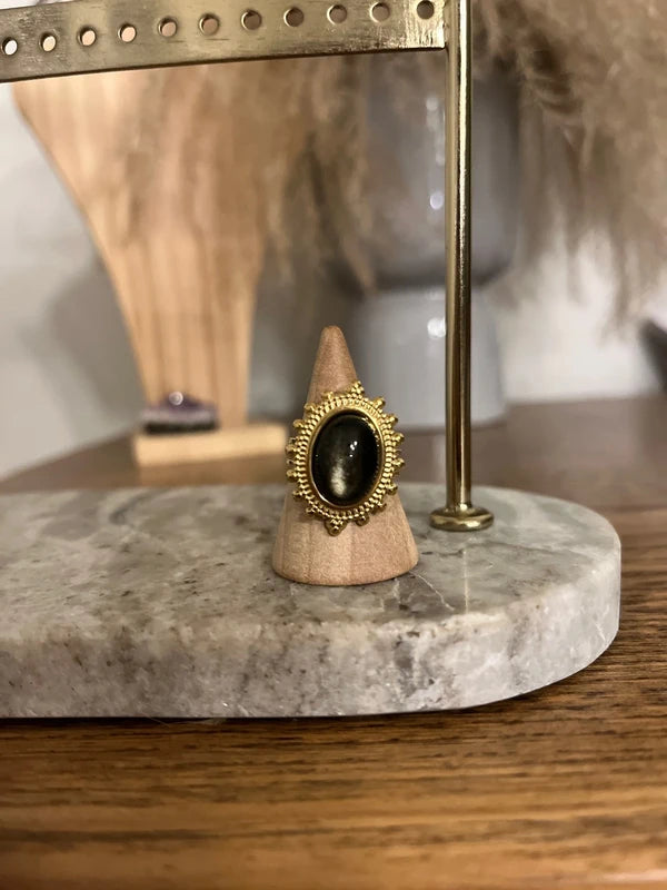 Bague Obsidienne Dorée | Grande monture dorée vintage ajustable – Pierre protectrice
