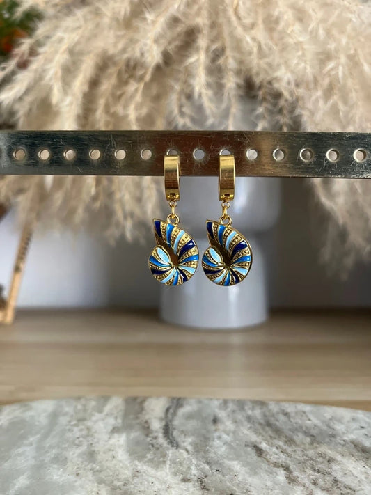 Boucles d'oreilles créoles dorée inoxydable coquillage