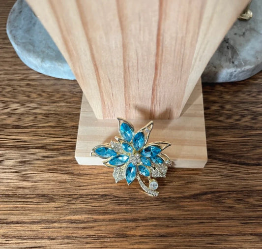 Broche Fleur Dorée & Bleue | Bijou Fantaisie Vintage Fairycore | Grande Taille 5,8 cm