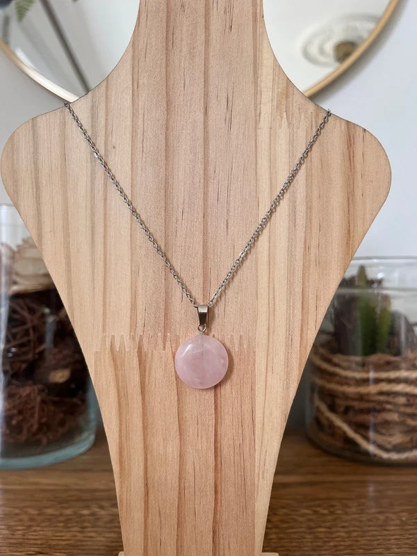 Collier Quartz Rose | Chaîne argentée inoxydable – Pierre d’amour & Sérénité