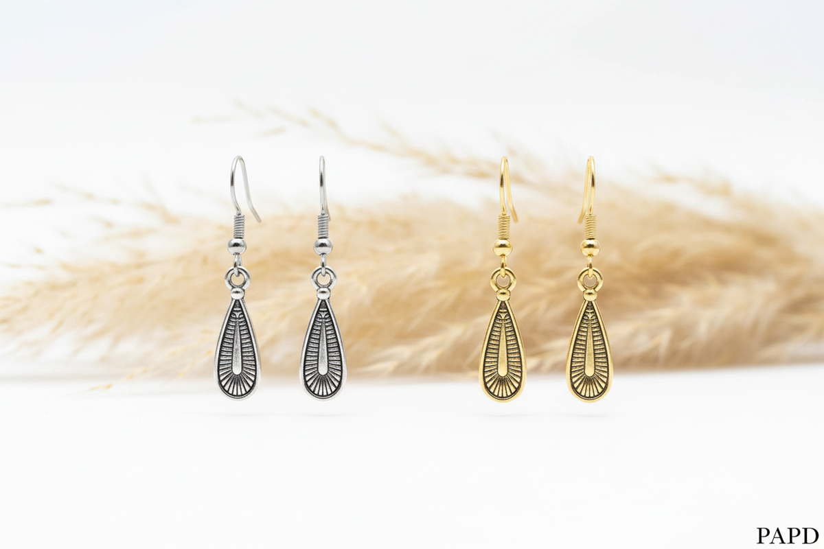 Boucles d'oreilles pendantes bohème goutte striée – versions argentée et dorée acier inoxydable 316L finition PVD – PAPD

