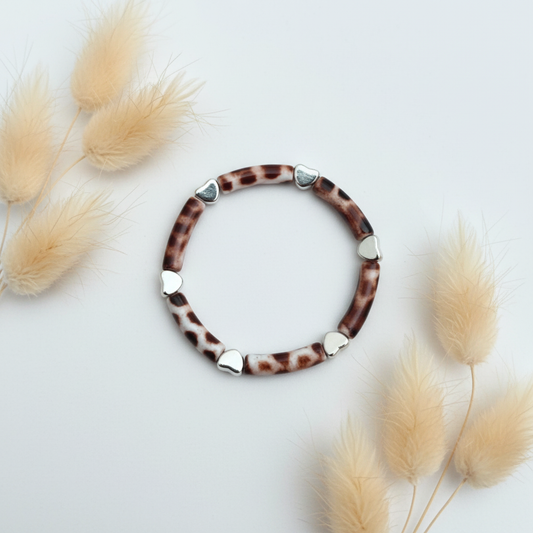 Bracelet Élastique Imprimé Léopard Cœurs Argentés | Fin & Tendance | Animal Print Chic | 14-16,5 cm | Fait Main France livraison gratuite