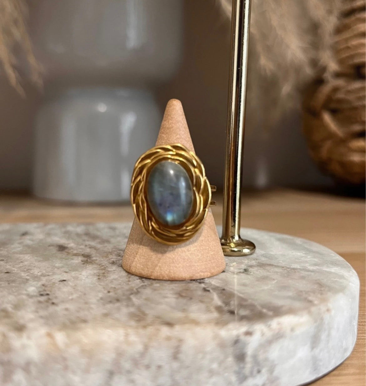 Bague dorée inoxydable pierre naturelle Labradorite bleue - Pierres Argentées & Perles Dorées