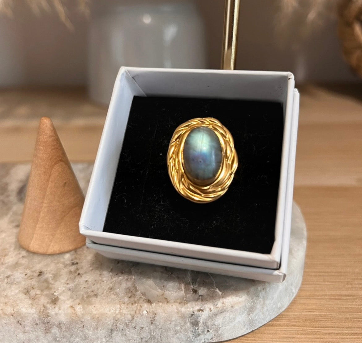 Bague dorée inoxydable pierre naturelle Labradorite bleue - Pierres Argentées & Perles Dorées