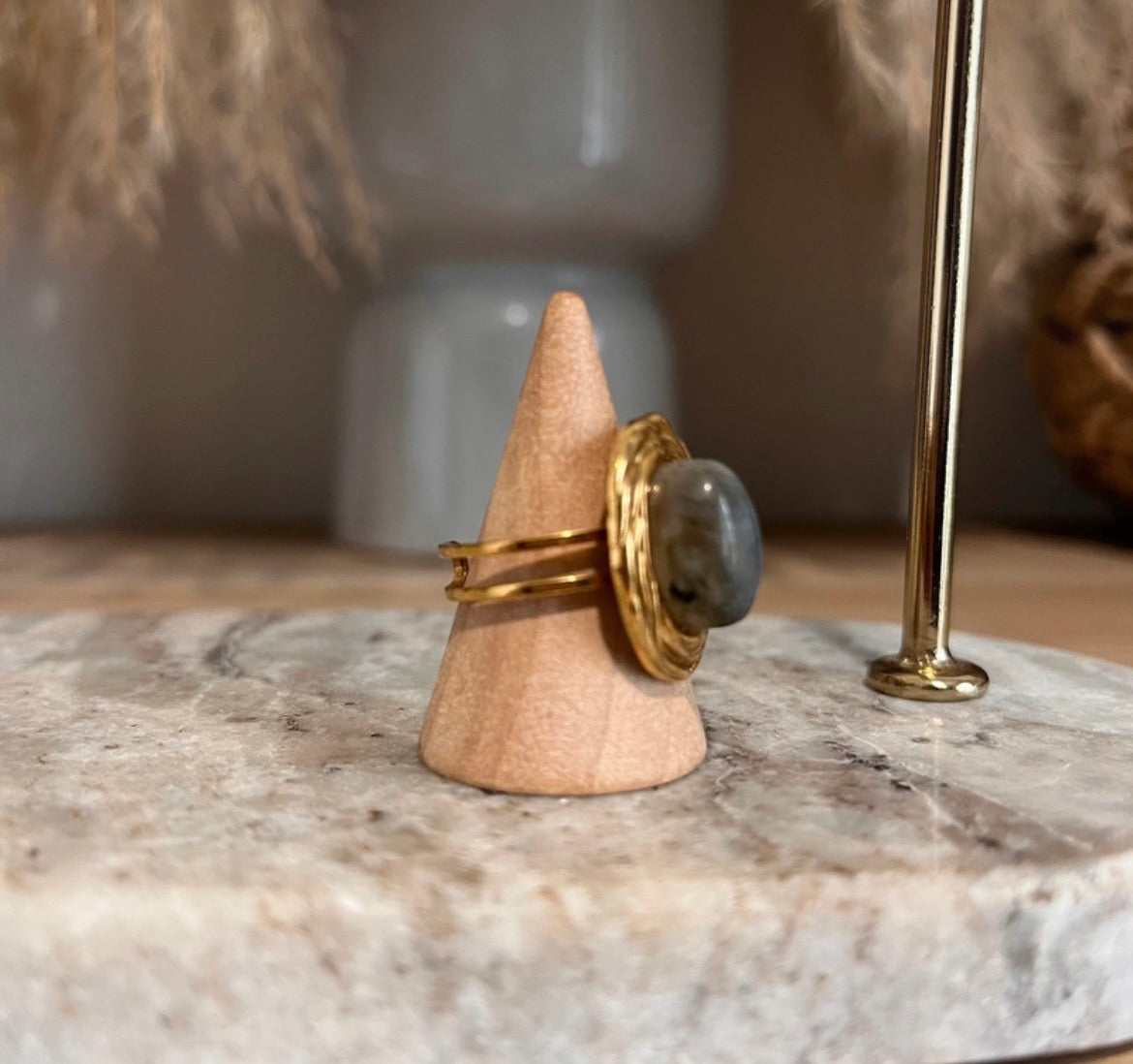 Bague dorée inoxydable pierre naturelle Labradorite bleue - Pierres Argentées & Perles Dorées