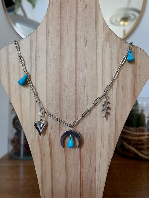 Collier chaine maillons argentés gourmette perles pierre naturelle Turquoise
