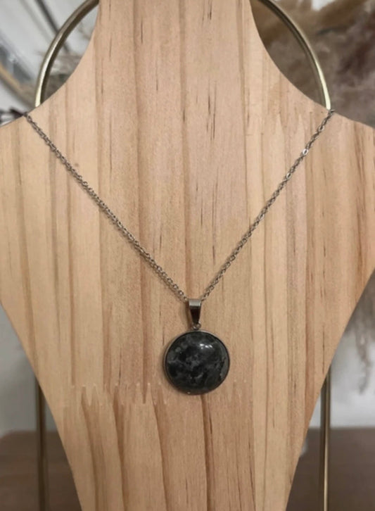Collier Chaîne Maillons Labradorite Noire – Pierre Naturelle Protectrice 44 cm | PAPD