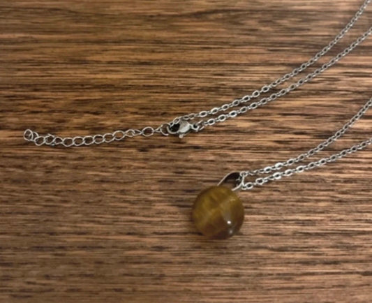 Collier Œil de Tigre Pierre Naturelle | Chaîne Dorée Inoxydable | Confiance & Concentration | 44 cm