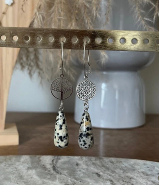 Créoles Argentées Breloques Dépareillées Arbre de Vie & Fleur – Jaspe Dalmatien | PAPD