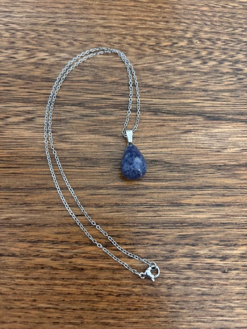 Collier Pierre Naturelle Sodalite – Chaîne Maillon Argentée Inoxydable 44 cm