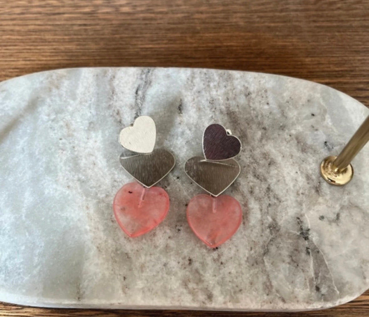Clous d'Oreilles Cœurs Articules Argentes | Cherry Quartz Cerise Verni | Acier Inoxydable Brosse