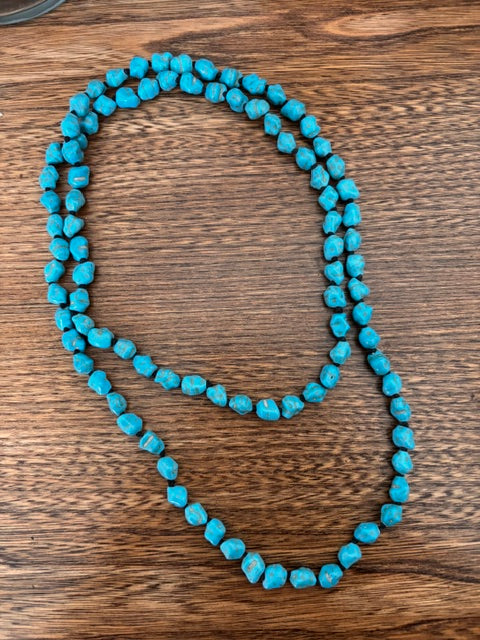 Collier Perles de Turquoise Naturelles Irrégulières – Bohème Chic 115 cm