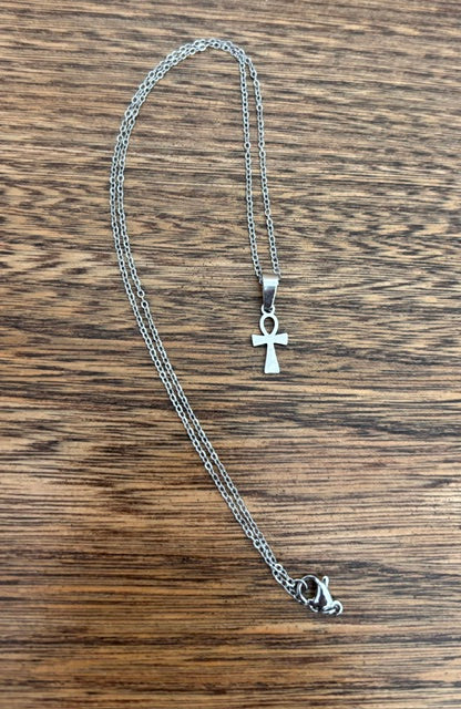 Collier Ankh Croix Ansée Égyptienne | Chaîne Argentée Inoxydable 44 cm | Unisexe