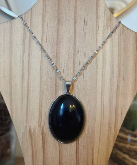 Collier Améthyste Naturelle Cabochon 30x40 mm | Chaîne Argentée Inoxydable 40-45 cm