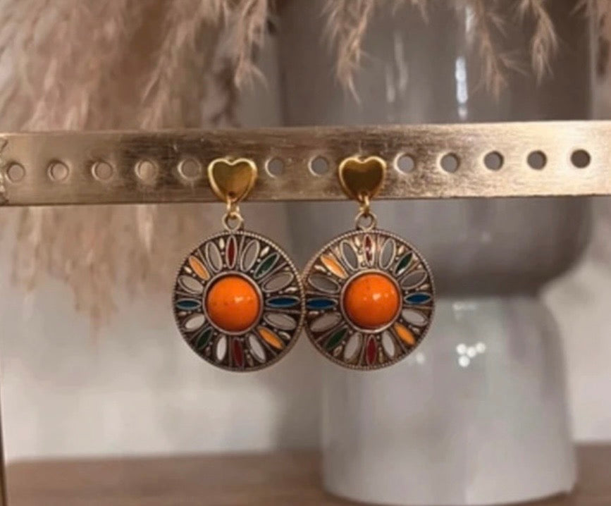 Puces d'Oreilles Cœur Dorées | Breloque Bohème Orange | Acier Inoxydable – PAPD