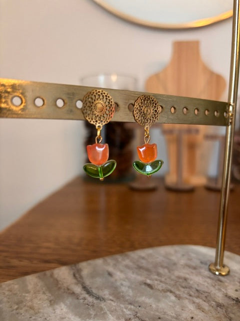 Boucles d'oreilles Tulipes en Perles Colorées | Pendentifs Dorés | Acier Inoxydable