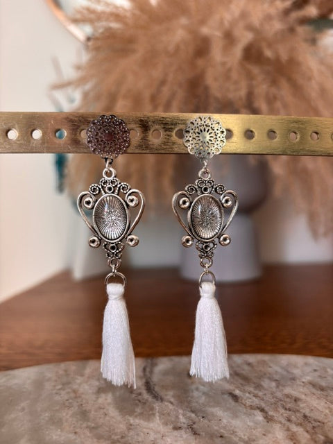 Boucles d'Oreilles Pendantes Fleur Bohème Travaillées | 8,5cm | Acier Inoxydable Argenté | PAPD