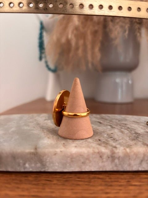 Bague Dorée Ajustable Pierre Quartz Rose – Cabochon 18x25 mm | Lithothérapie