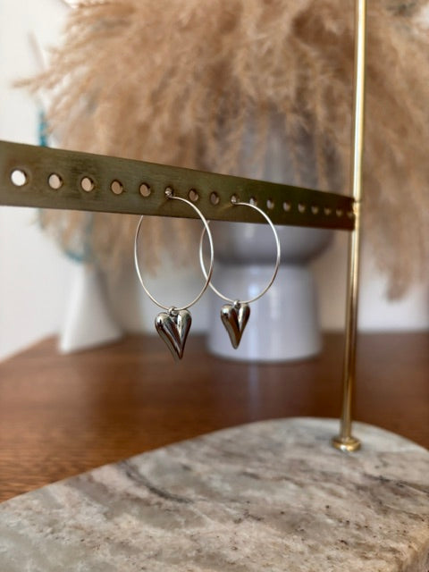 Boucles d'Oreilles Créoles Argentées & Pendentifs Cœur – Style Bohème Chic
