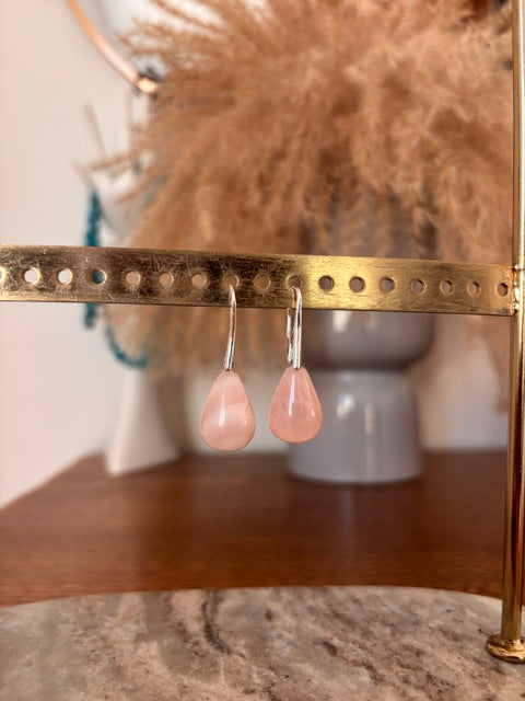 Dormeuses Quartz Rose Goutte | Bijou Artisanal Pierre Naturelle