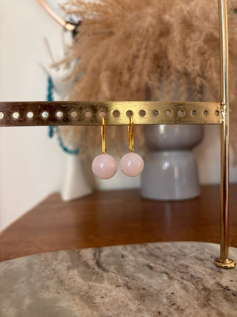Dormeuses Dorées Quartz Rose Rond | Bijou Artisanal Pierre Naturelle