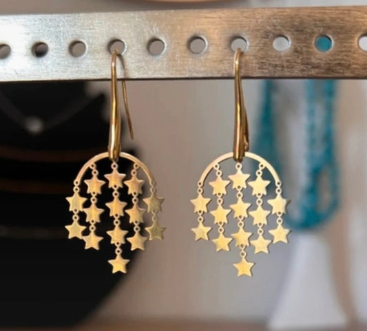Boucles d'Oreilles Dormeuses Étoile Filante | Filigrane Doré Acier Inoxydable