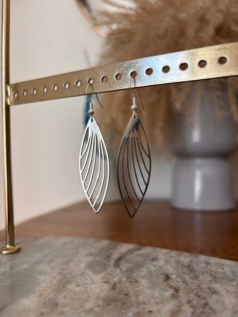 Boucles d'Oreilles Pendantes Aile de Papillon Filigrane Argenté | Style Fairycore Bohème