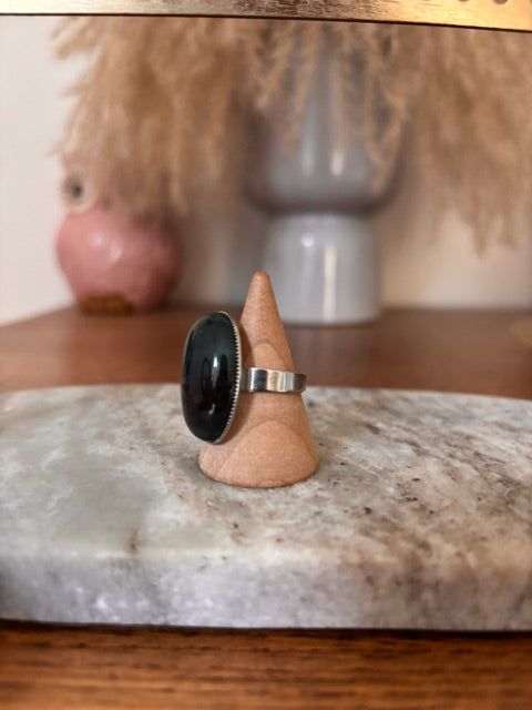 Bague Argentée Ajustable Pierre Jaspe Sanguin Naturelle – Acier Inoxydable