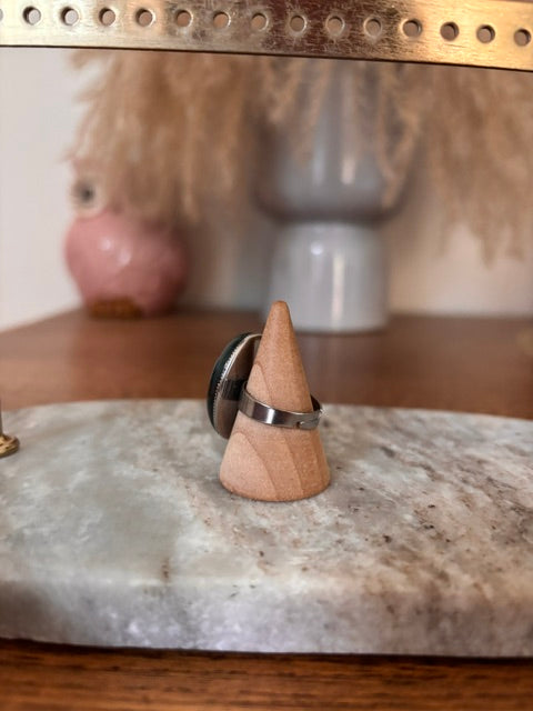 Bague Argentée Ajustable Pierre Jaspe Sanguin Naturelle – Acier Inoxydable