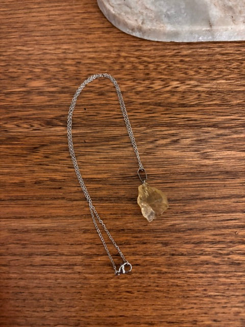 Collier Citrine Citron – Pierre Naturelle & Chaîne Argentée Acier Inoxydable