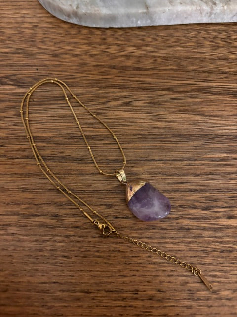 Collier Améthyste Naturelle – Chaîne Perlée Dorée Inoxydable & Monture Dorée | PAPD