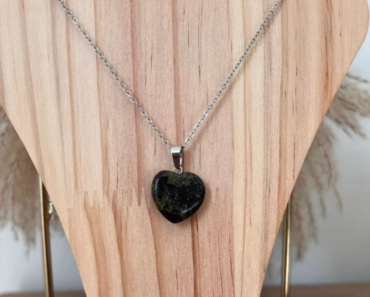 Collier Jaspe Sang de Dragon – Chaîne Argentée Acier Inoxydable | Pierre Naturelle