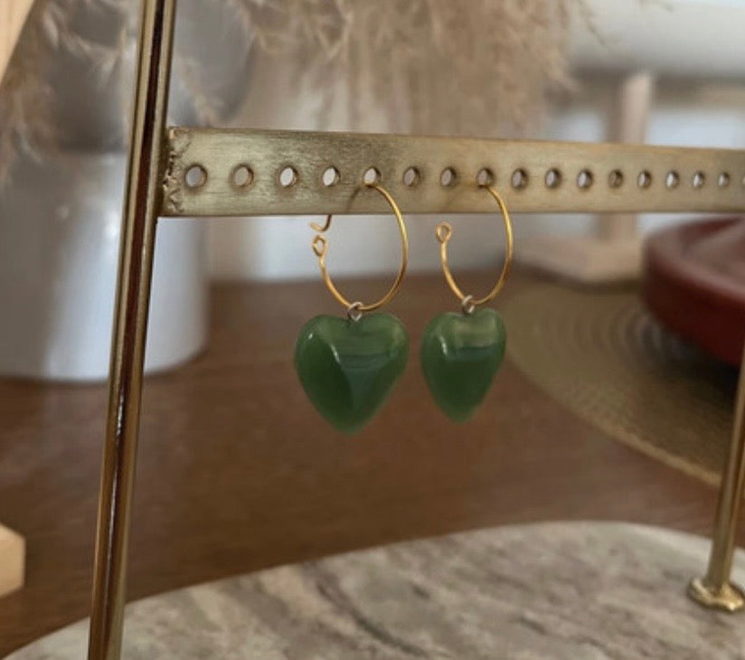 Créoles Dorées Cœur Vert Synthétique – Boucles d'Oreilles Hypoallergéniques Femme & Enfant