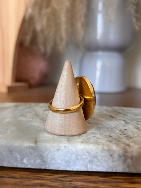 Bague Ajustable Pierre de Sable Bleu – Acier Inoxydable Doré 18×25 mm
